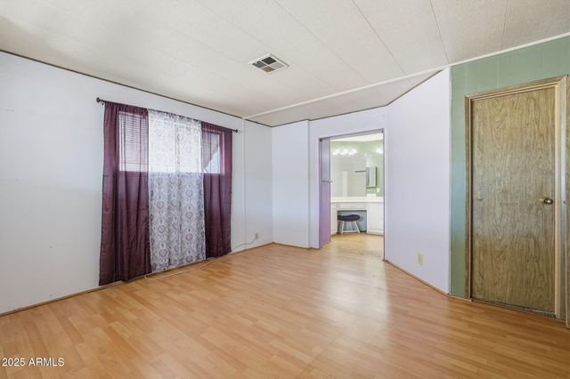 2650 W UNION HILLS Drive 62, Phoenix, AZ 85027