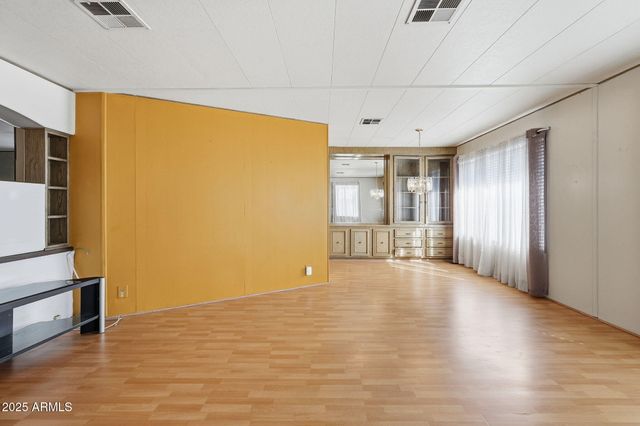 2650 W UNION HILLS Drive 62, Phoenix, AZ 85027