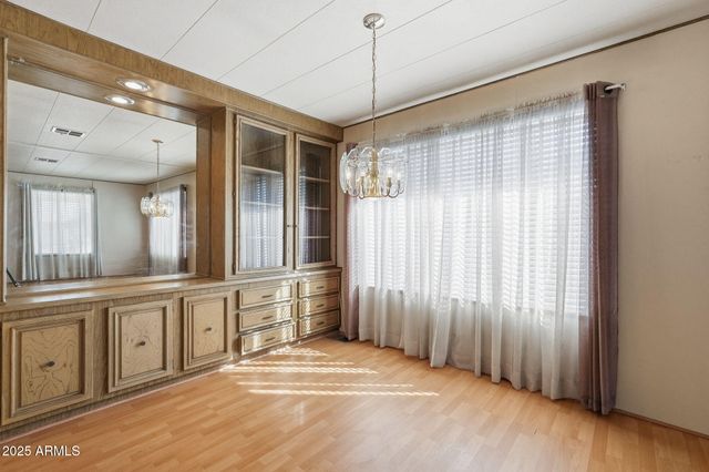 2650 W UNION HILLS Drive 62, Phoenix, AZ 85027