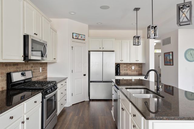 3600 Sparrow Court, Hilliard, OH 43026