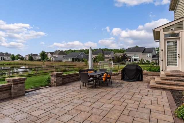 3600 Sparrow Court, Hilliard, OH 43026