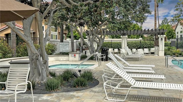 2971 W Bradley Place, Tustin, CA 92782