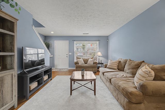 161 Shadow Glen Dr, Nashville, TN 37211