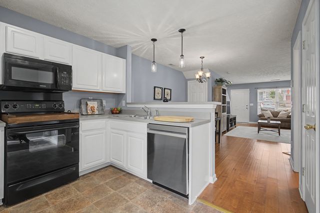 161 Shadow Glen Dr, Nashville, TN 37211