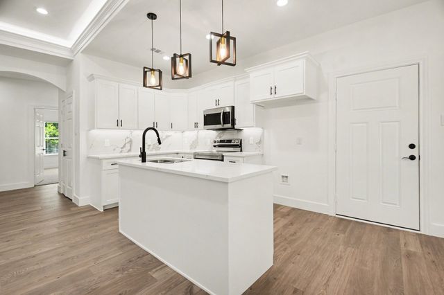 128 Westway, Terrell, TX 75160