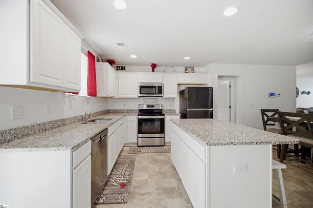 712 Roebuck Avenue, Roebuck, SC 29376