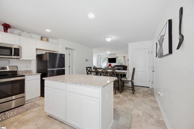 712 Roebuck Avenue, Roebuck, SC 29376