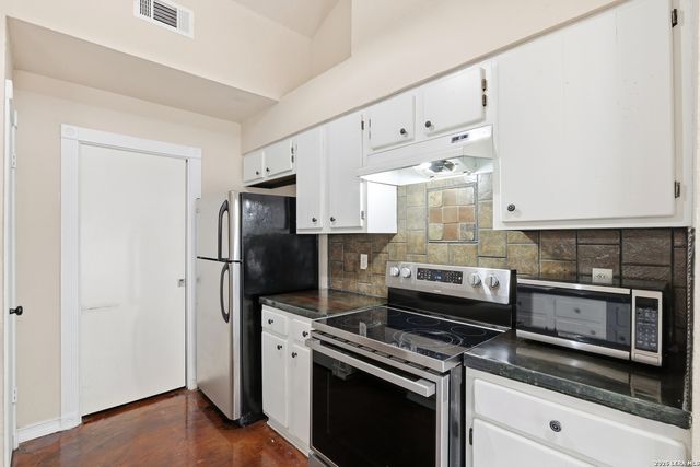 754 Briarbend Dr, New Braunfels, TX 78130