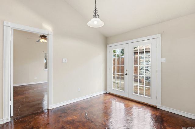 754 Briarbend Dr, New Braunfels, TX 78130