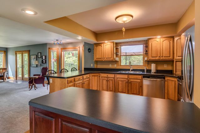 1875 E Dr, East Leroy, MI 49051