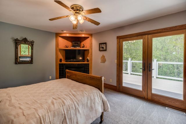 1875 E Dr, East Leroy, MI 49051
