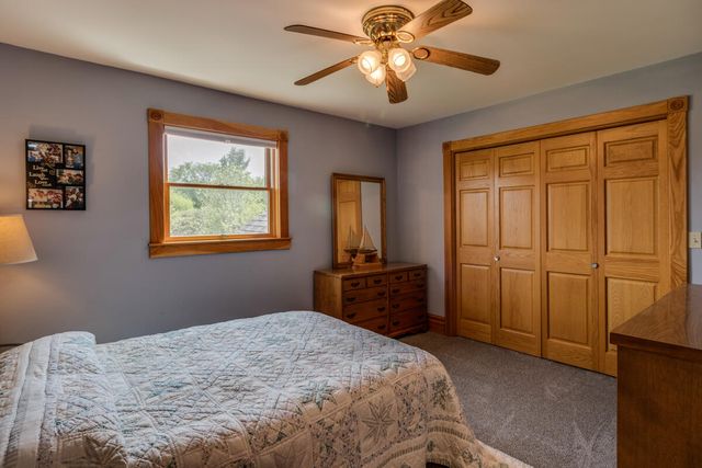 1875 E Dr, East Leroy, MI 49051