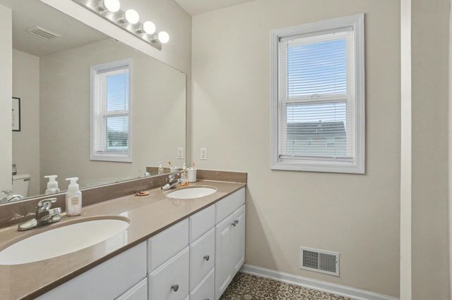 1464 Hillridge Way, Zeeland, MI 49464