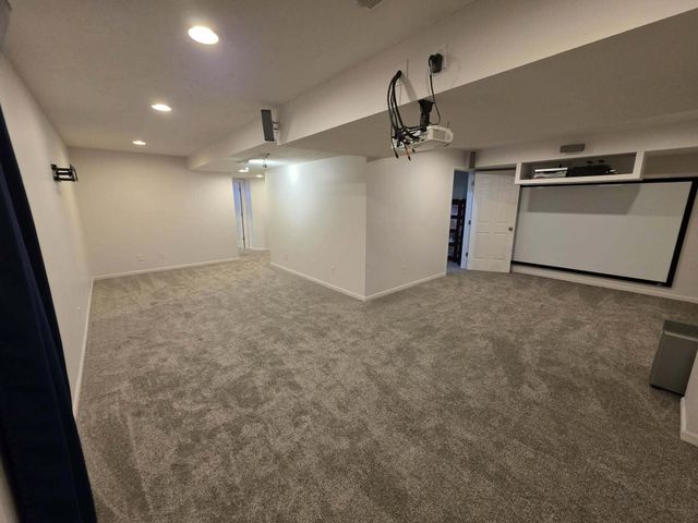 1464 Hillridge Way, Zeeland, MI 49464