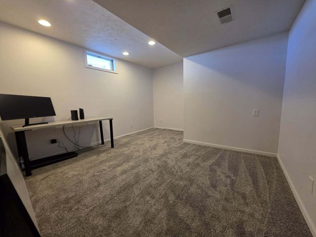 1464 Hillridge Way, Zeeland, MI 49464