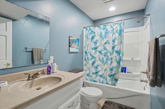 1464 Hillridge Way, Zeeland, MI 49464