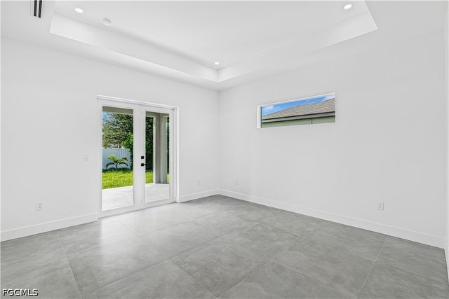 512 NW 35th PL, Cape Coral, FL 33993