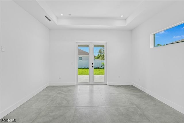 512 NW 35th PL, Cape Coral, FL 33993