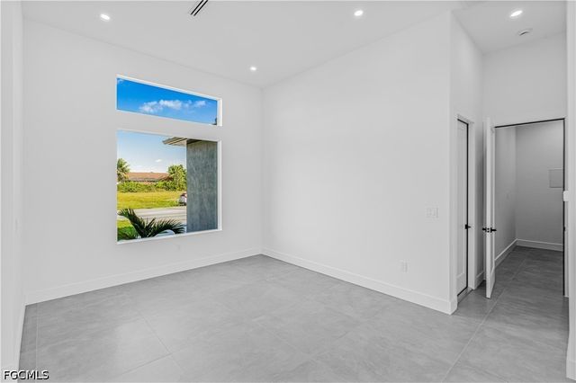 512 NW 35th PL, Cape Coral, FL 33993