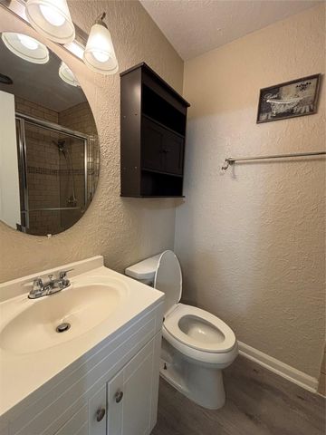 409 Bellmar Lane, Friendswood, TX 77546