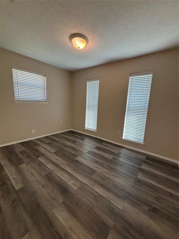 409 Bellmar Lane, Friendswood, TX 77546