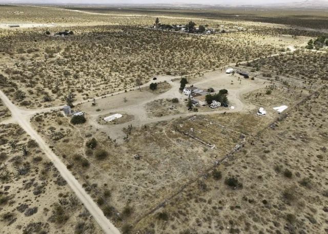 32800 224th Street East, Llano, CA 93544