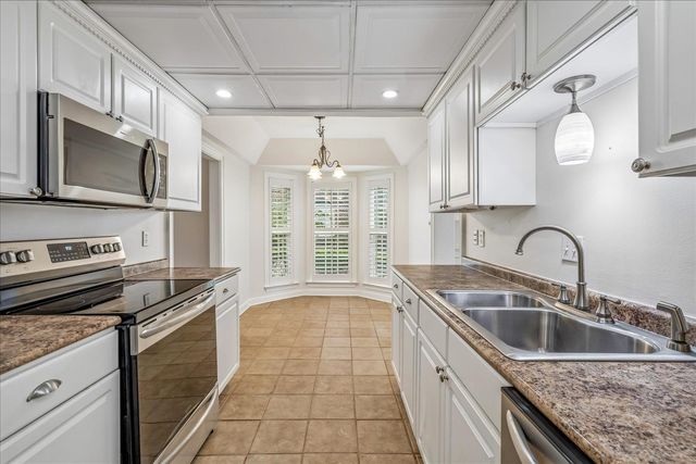 1858 KIMBROUGH RD, Germantown, TN 38138