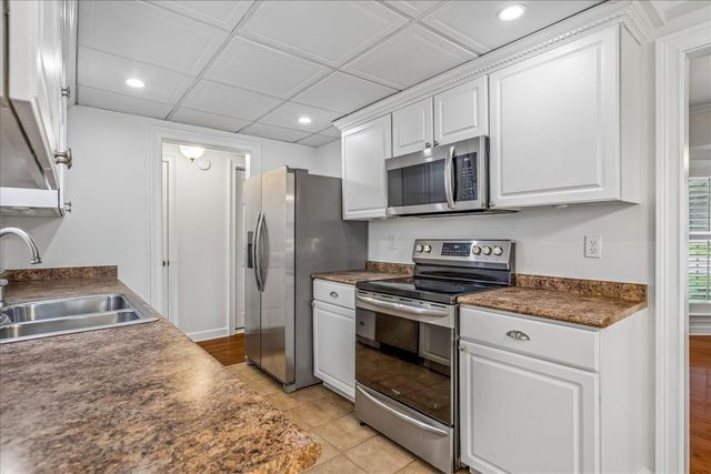 1858 KIMBROUGH RD, Germantown, TN 38138