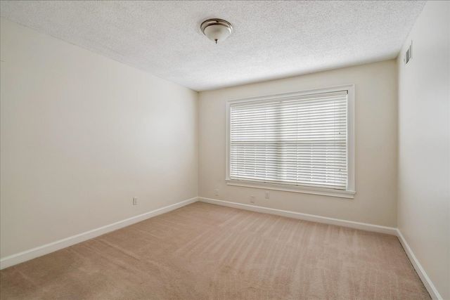 1858 KIMBROUGH RD, Germantown, TN 38138