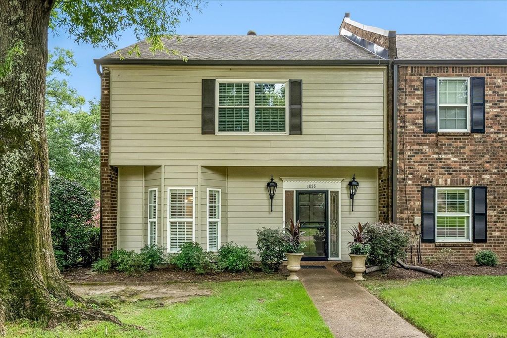 1858 KIMBROUGH RD, Germantown, TN 38138