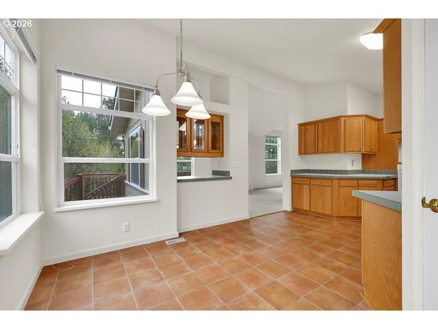 301 MANZANITA Dr, Florence, OR 97439