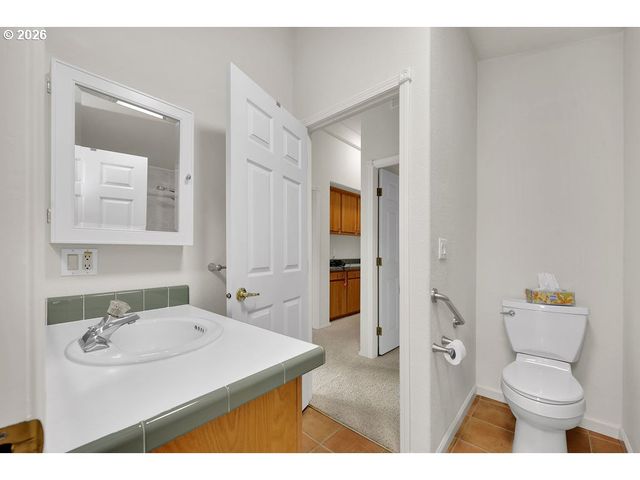 301 MANZANITA Dr, Florence, OR 97439