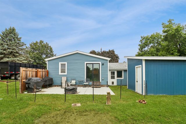 6455 NE 5th Avenue, Pleasant Hill, IA 50327