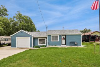 6455 NE 5th Avenue, Pleasant Hill, IA 50327