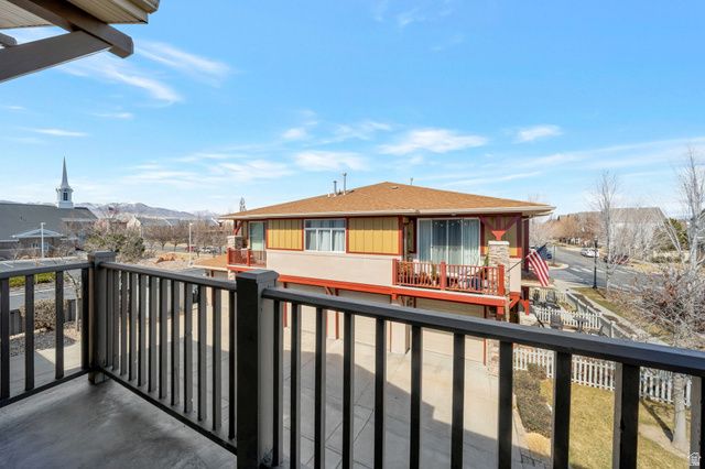 10692 S TOPVIEW RD, South Jordan, UT 84009