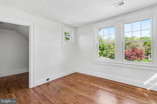 233 LANDENBERG RD, Landenberg, PA 19350