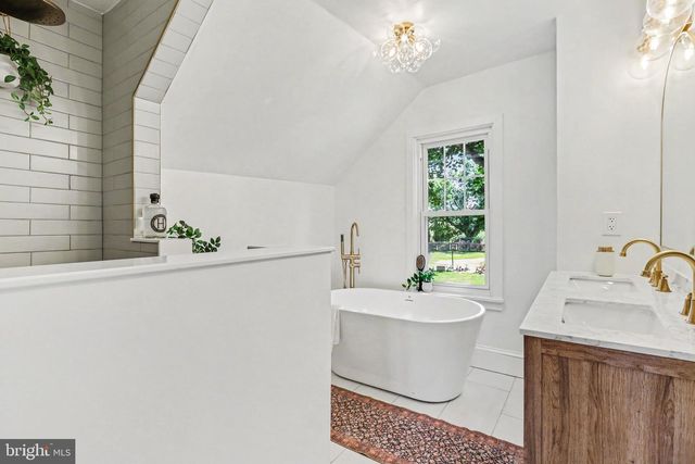 233 LANDENBERG RD, Landenberg, PA 19350