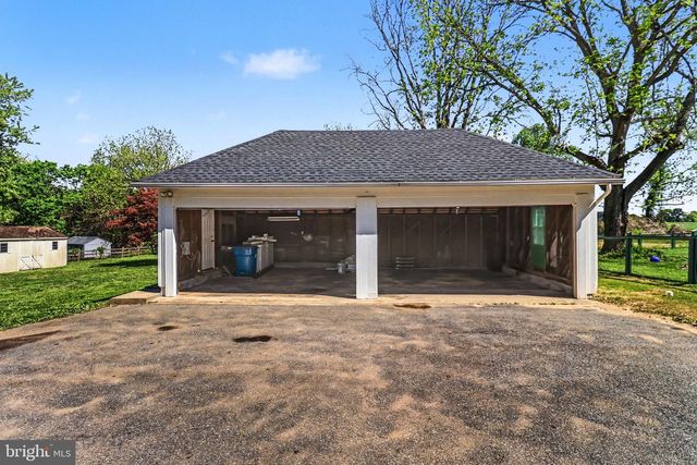 233 LANDENBERG RD, Landenberg, PA 19350