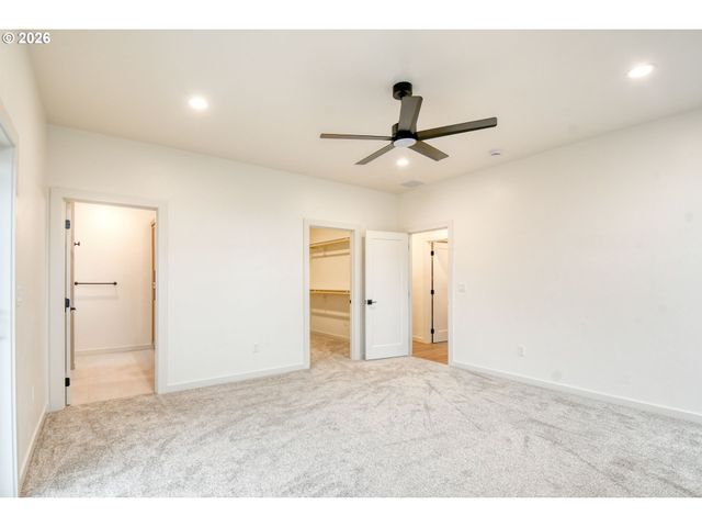 904 Sw 43rd St, Pendleton, OR 97801