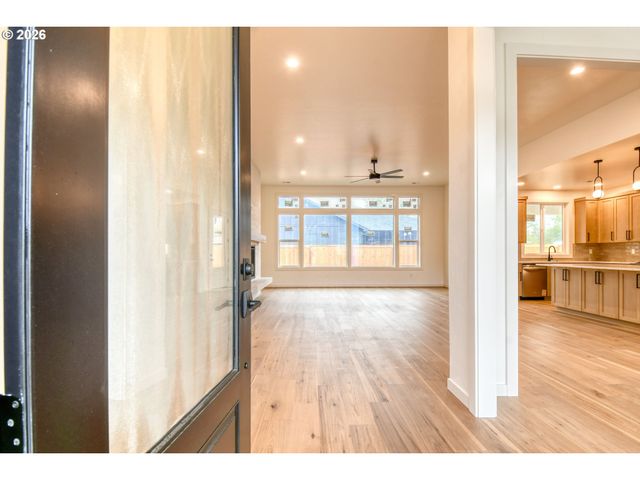 904 Sw 43rd St, Pendleton, OR 97801