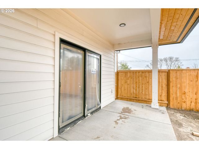 904 Sw 43rd St, Pendleton, OR 97801