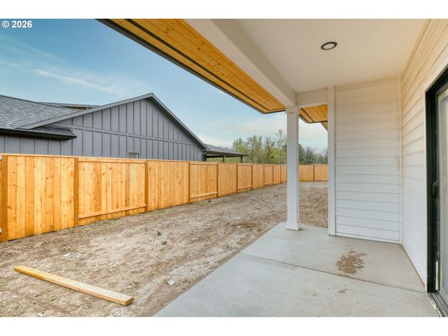 904 Sw 43rd St, Pendleton, OR 97801