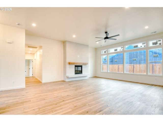 904 Sw 43rd St, Pendleton, OR 97801