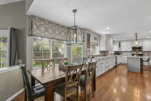 1108 Talbot Lane, Grayslake, IL 60030