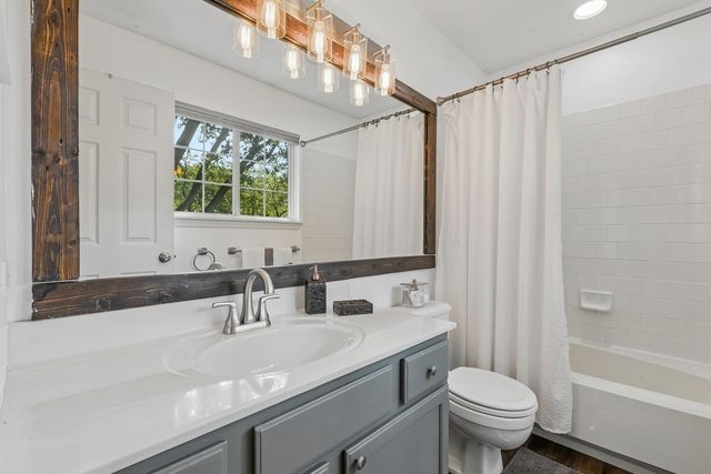 1108 Talbot Lane, Grayslake, IL 60030