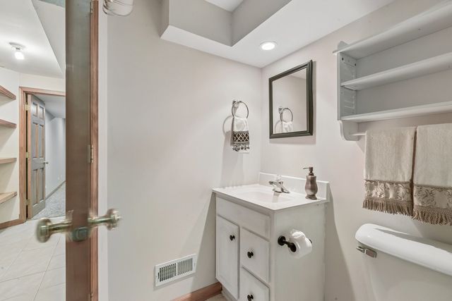 1108 Talbot Lane, Grayslake, IL 60030