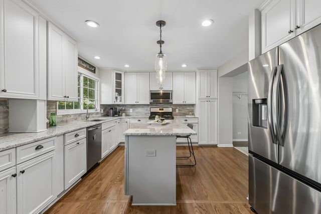 1108 Talbot Lane, Grayslake, IL 60030