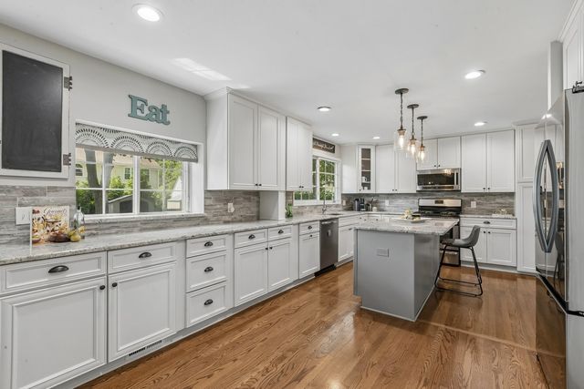 1108 Talbot Lane, Grayslake, IL 60030