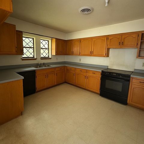 8925 HERRING HILL RD, Millington, TN 38053