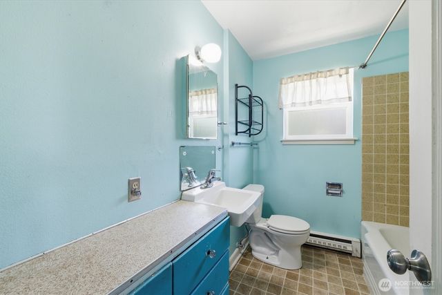 5603 SW Lander Street, Seattle, WA 98116